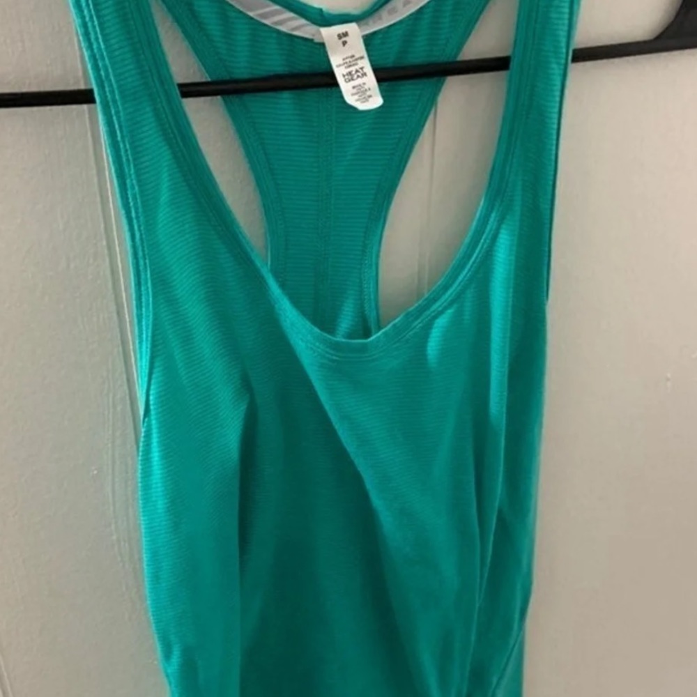 Under armour shirt
